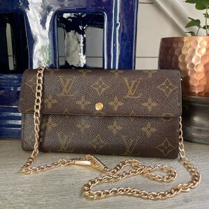 Gorgeous Vintage Monogram Louis Vuitton Sarah Wallet MB0081